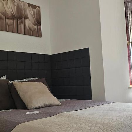 Nyirjes Vendeghaz Hotell Balassagyarmat Eksteriør bilde
